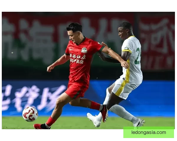 中超第十一轮申花逆转铜梁龙京沪大战两队握手言和